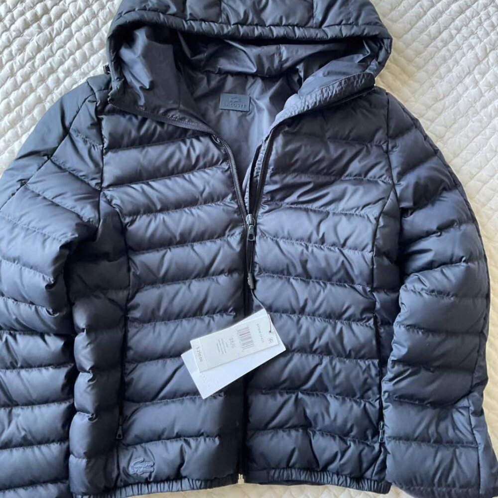 Lacoste Women's buffer Jacket – Timeless Style Meets Modern Comfort